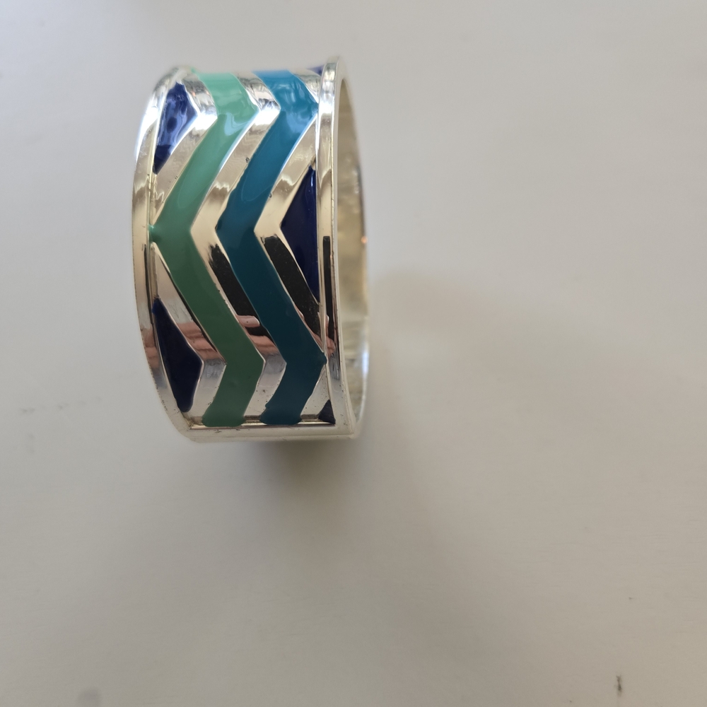 Chevron Pattern Silver and Teal Bracelet